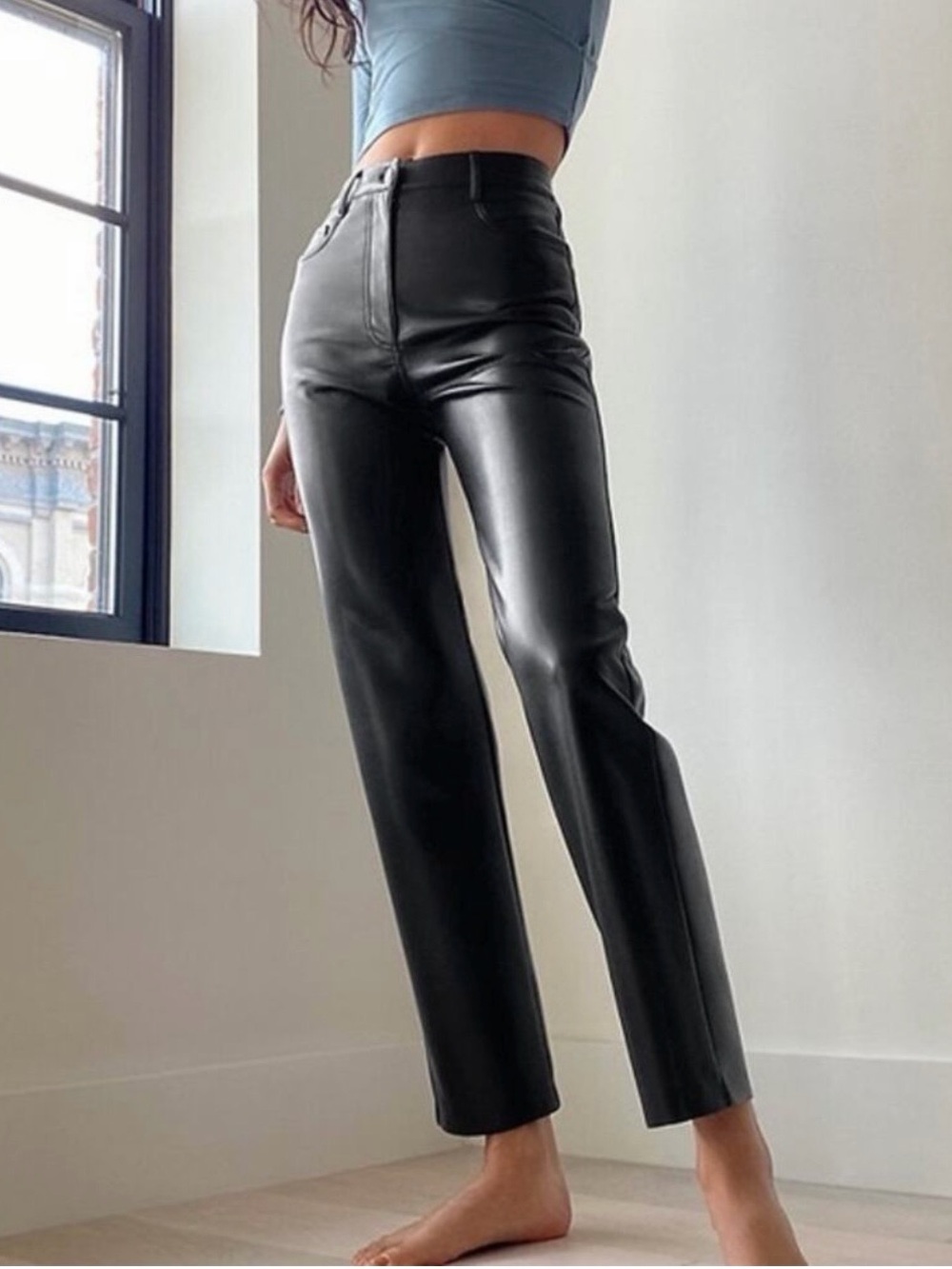 Aritzia Wilfred The Melina Black Vegan Leather Straight Leg Pant Size 2
